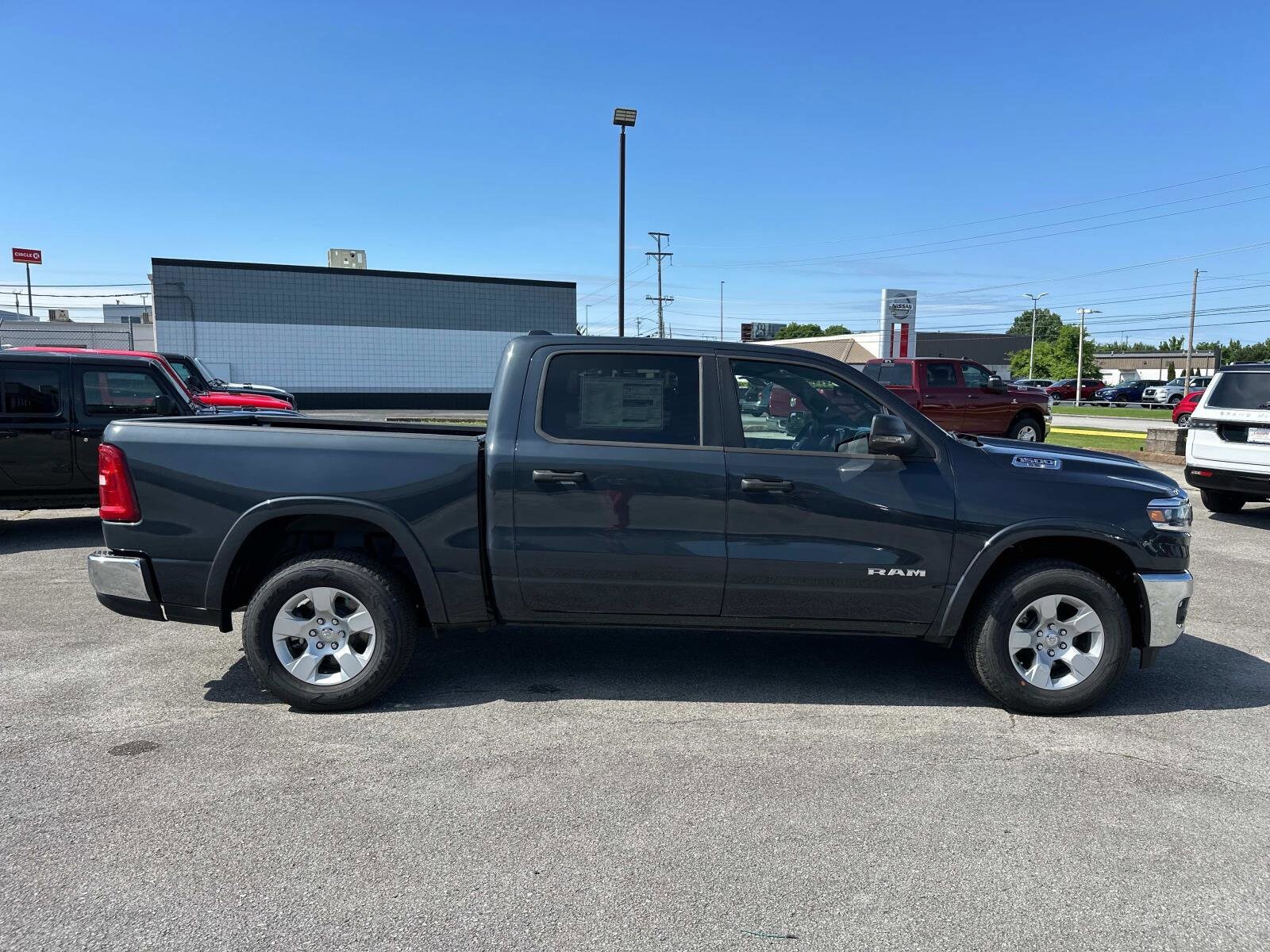 2025 Ram 1500 Big Horn Lone Star photo 3