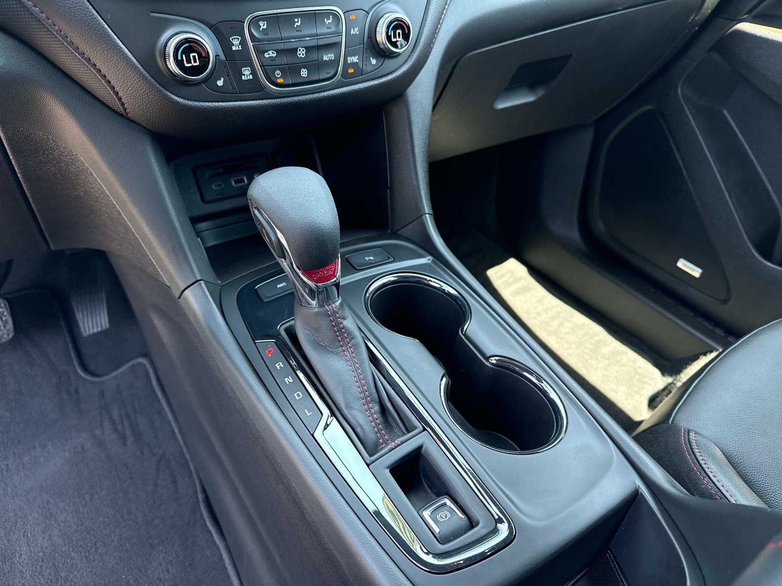 2024 Chevrolet Equinox RS - Photo 27