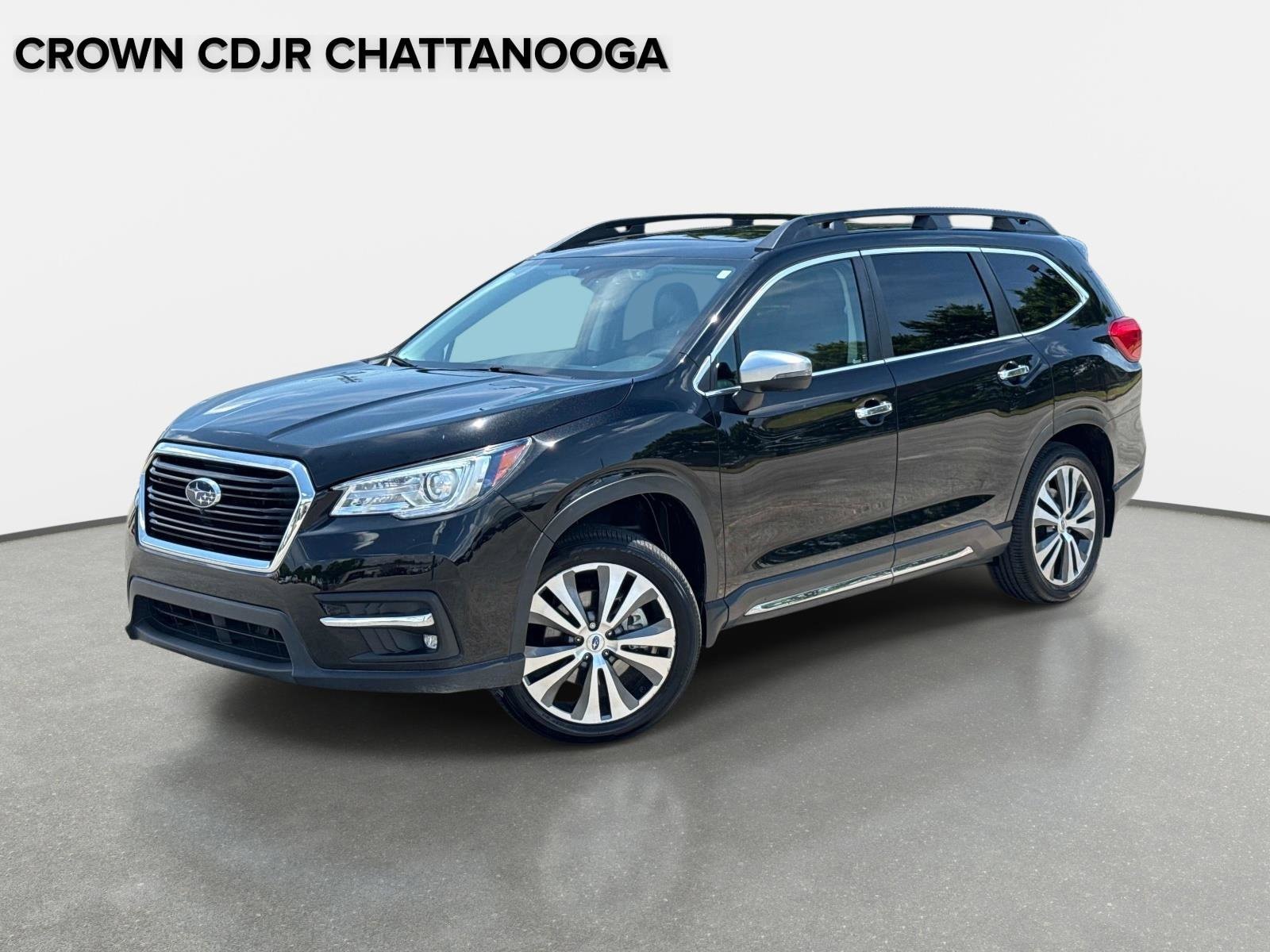 2019 Subaru Ascent Touring's photo