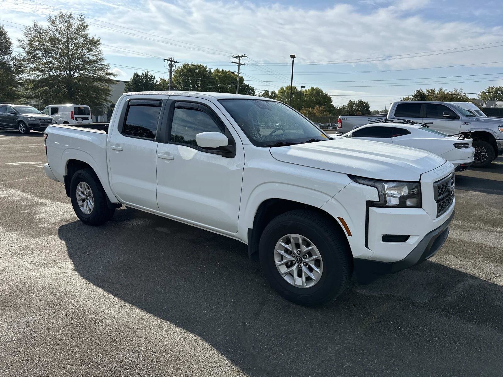 2024 Nissan Frontier Crew Cab SV photo 2