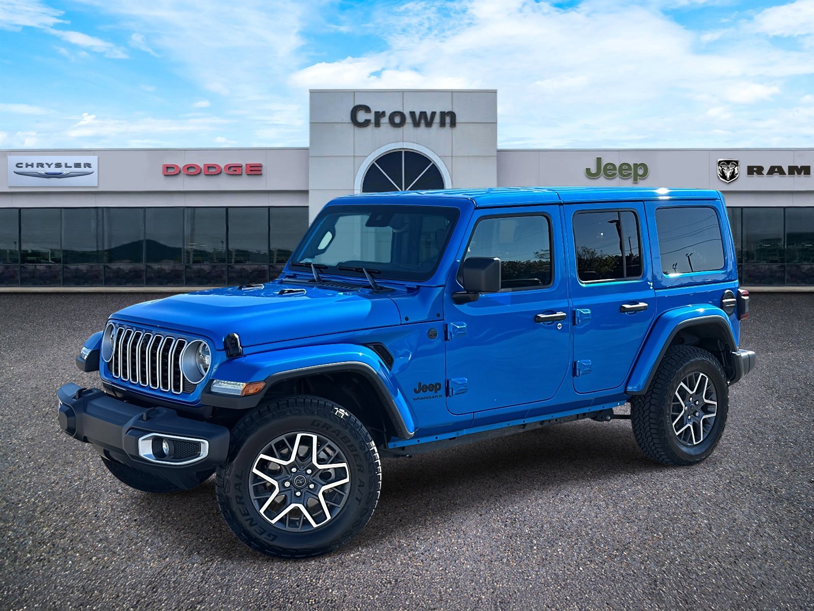 2025 Jeep Wrangler 4-Door Sahara's photo