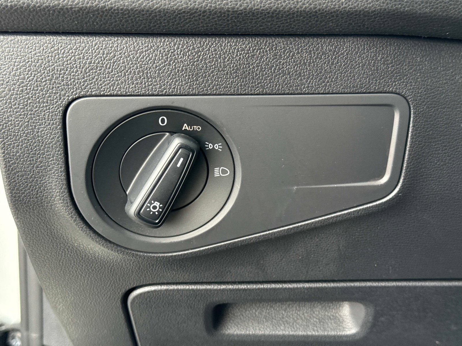 2021 Volkswagen Tiguan S - Photo 32