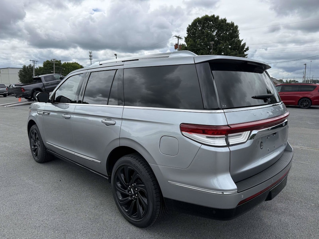 Used 2023 Lincoln Navigator Reserve Reserve 4x4