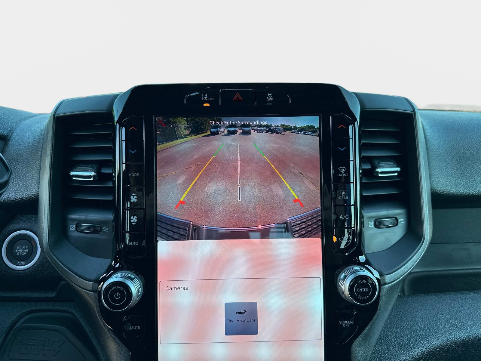 2025 RAM 2500 Tradesman - Photo 25