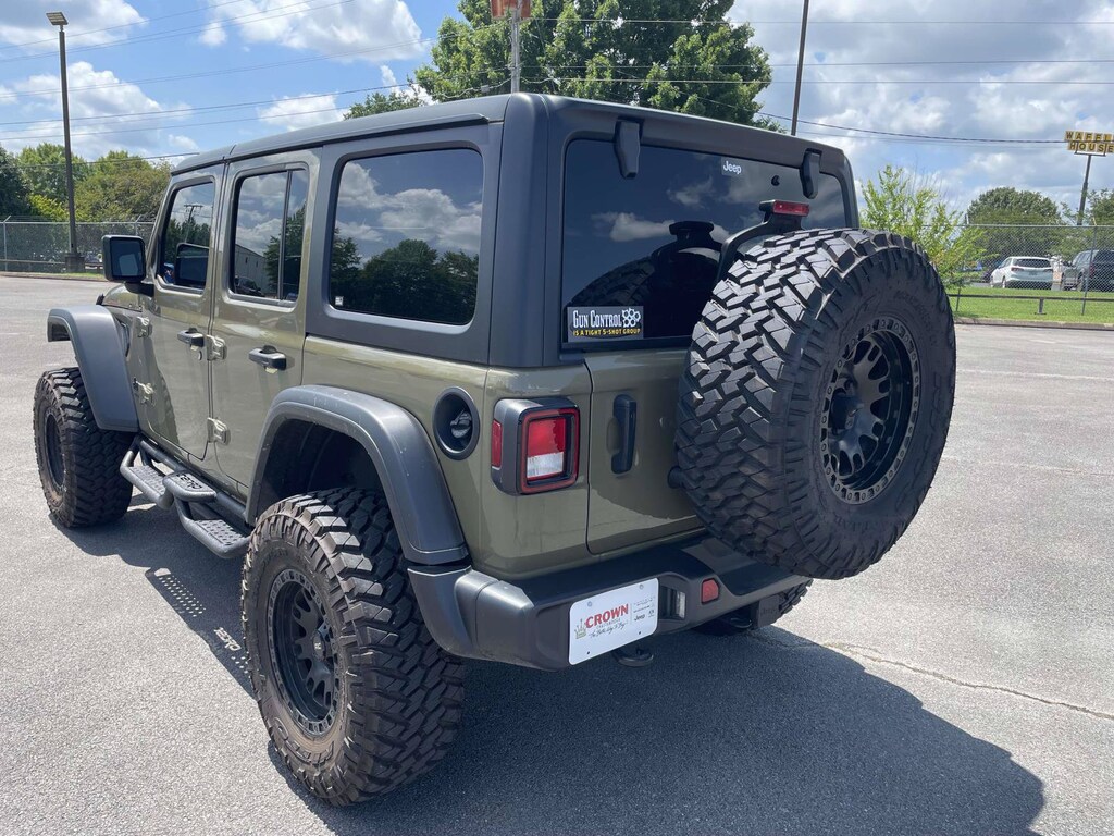 Used 2025 Jeep Wrangler Willys Willys 4x4