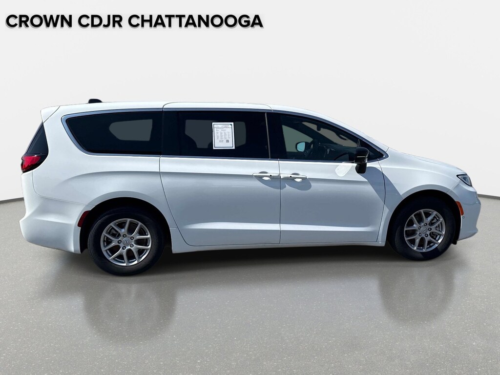 New 2026 Chrysler Pacifica Select Passenger Van