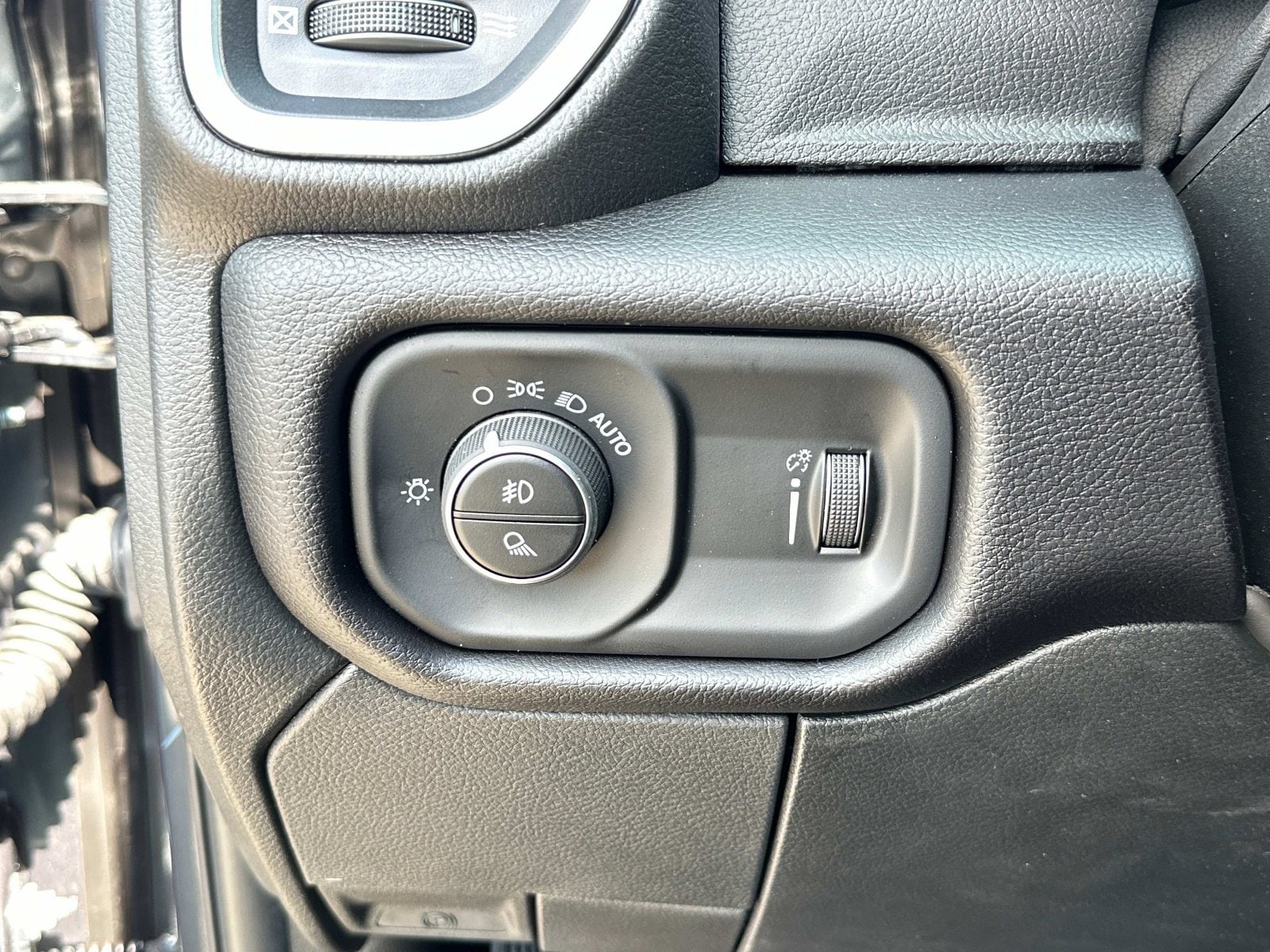 2025 RAM 2500 Big Horn - Photo 31