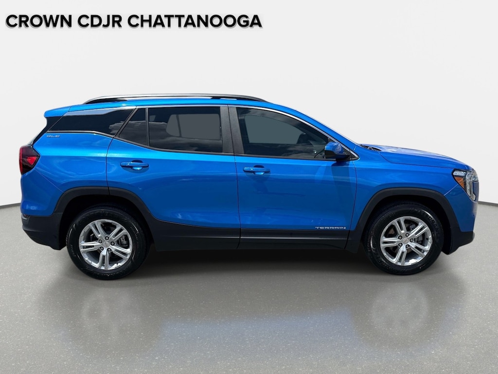 Used 2024 GMC Terrain SLE FWD SLE