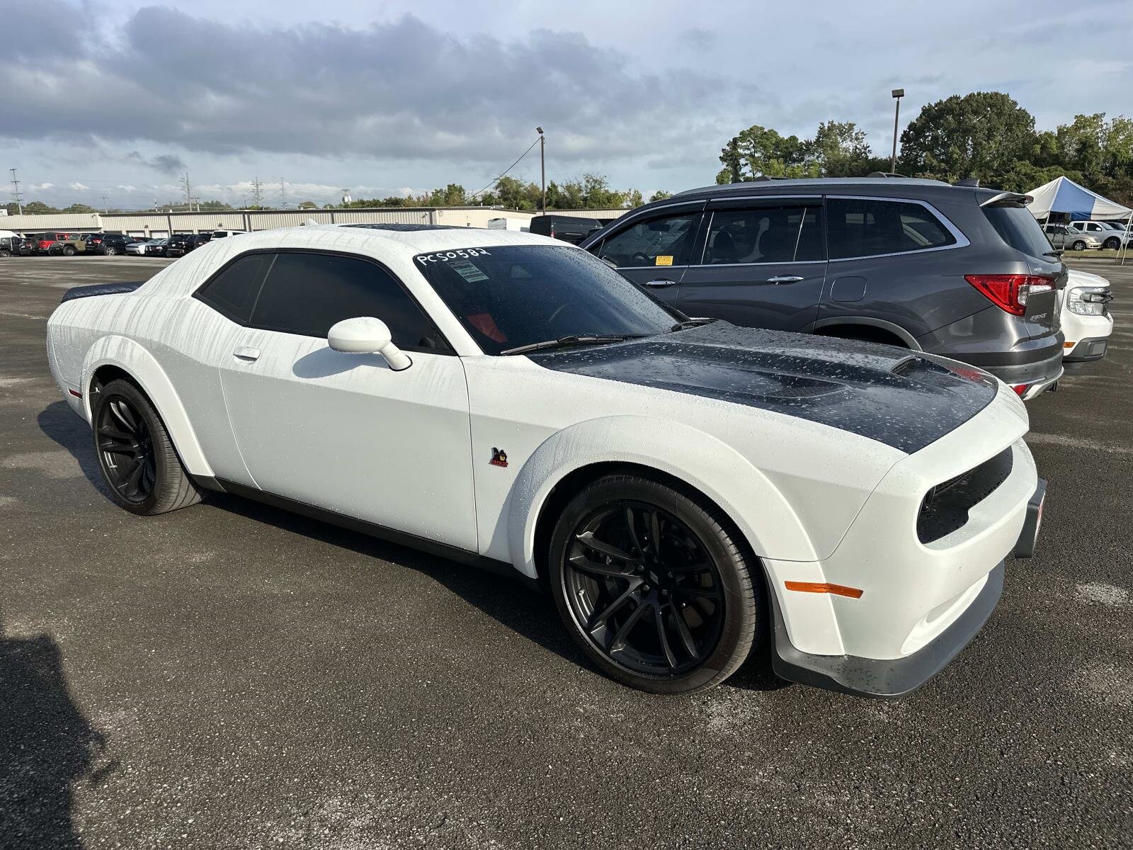 2023 Dodge Challenger R/T Scat Pack Widebody photo 3