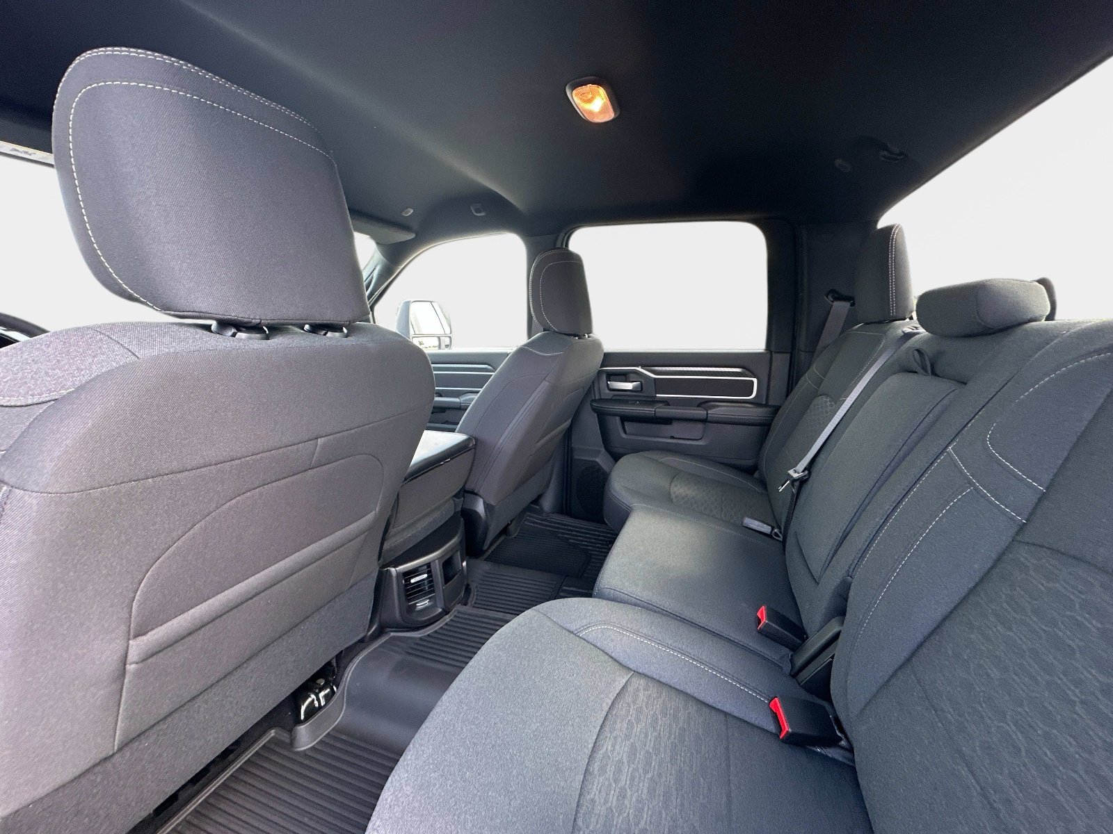 2025 RAM 2500 Big Horn - Photo 18