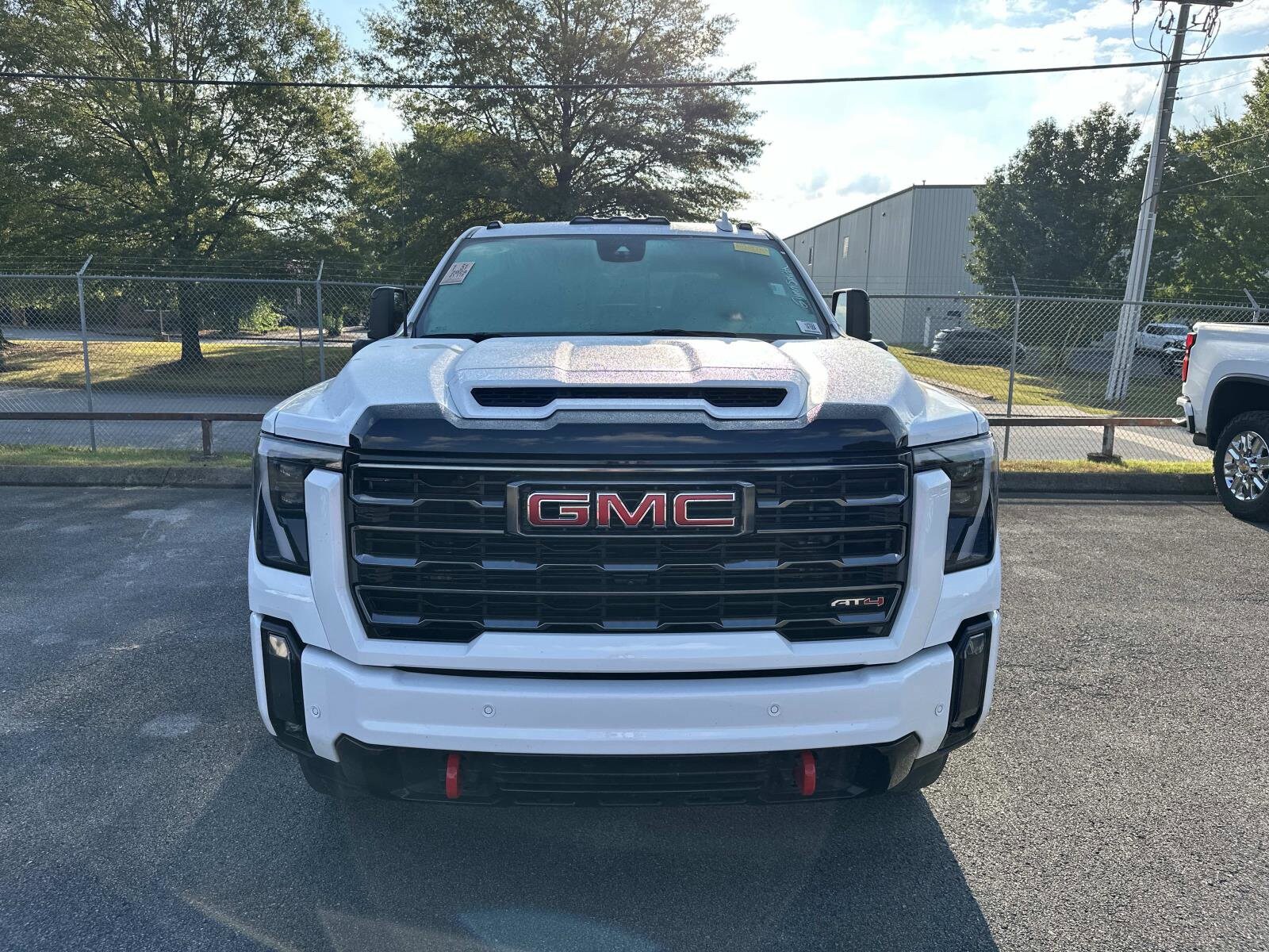 2024 Gmc Sierra 2500 HD AT4 photo 2