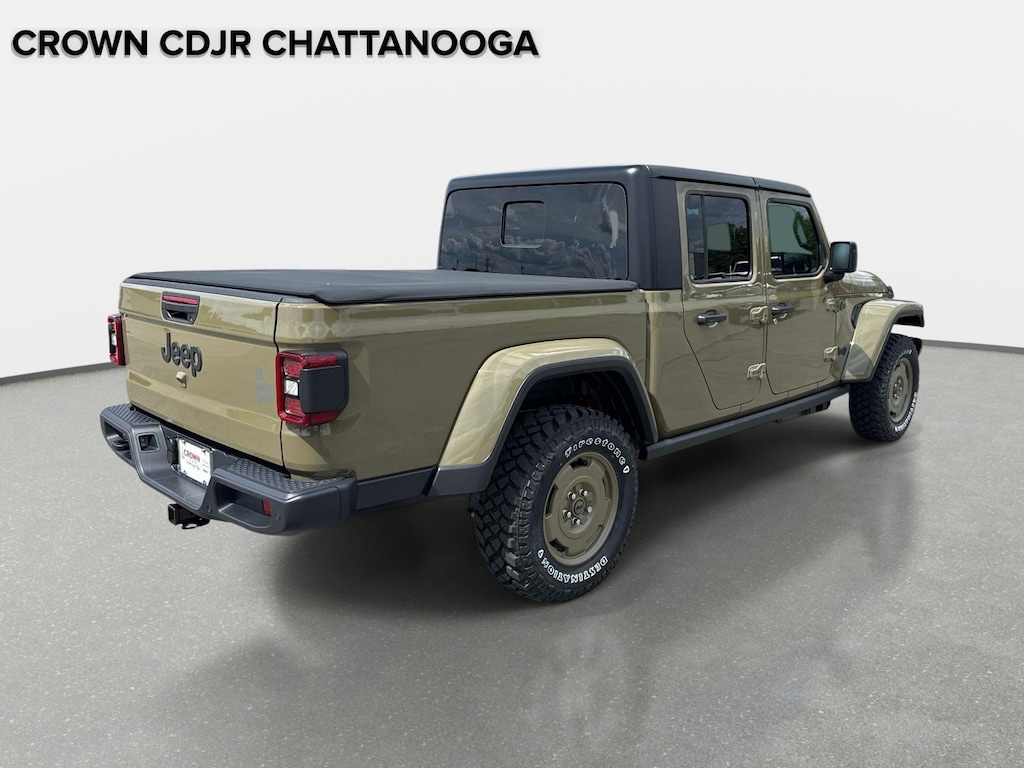 New 2026 Jeep Gladiator Sport Pickup