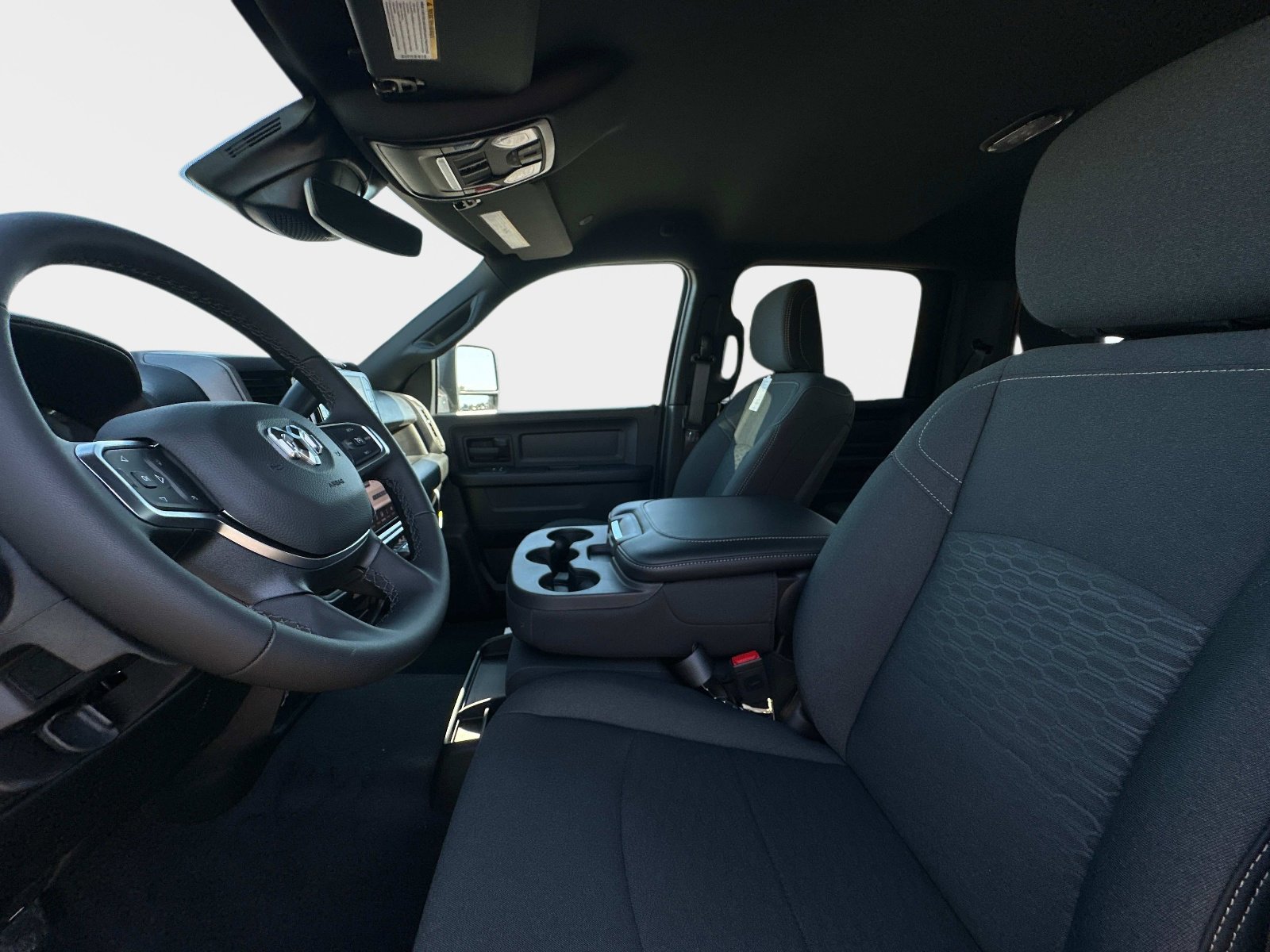 2025 RAM 2500 Tradesman - Photo 23