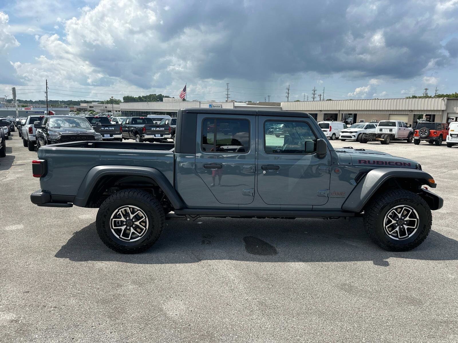 2025 Jeep Gladiator Rubicon photo 3
