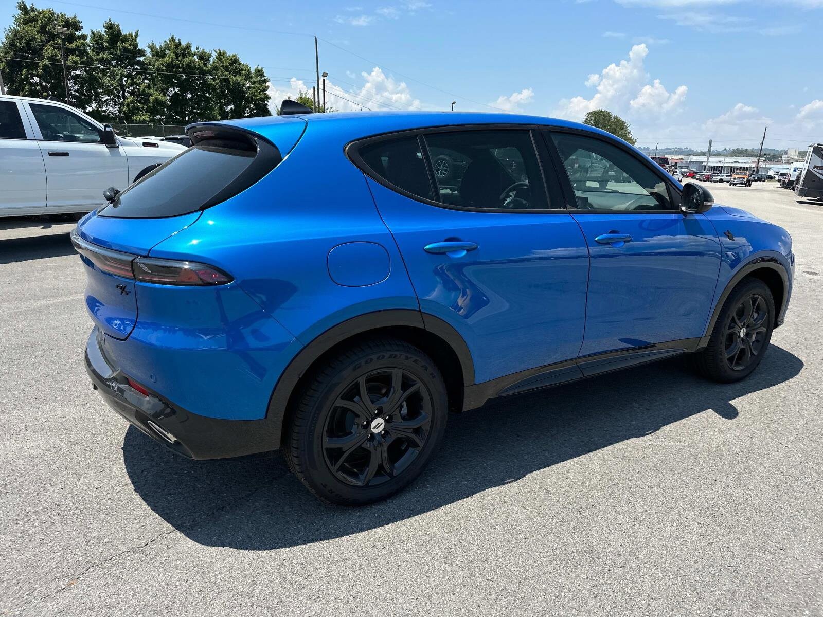 2024 Dodge Hornet R/T Plus photo 4