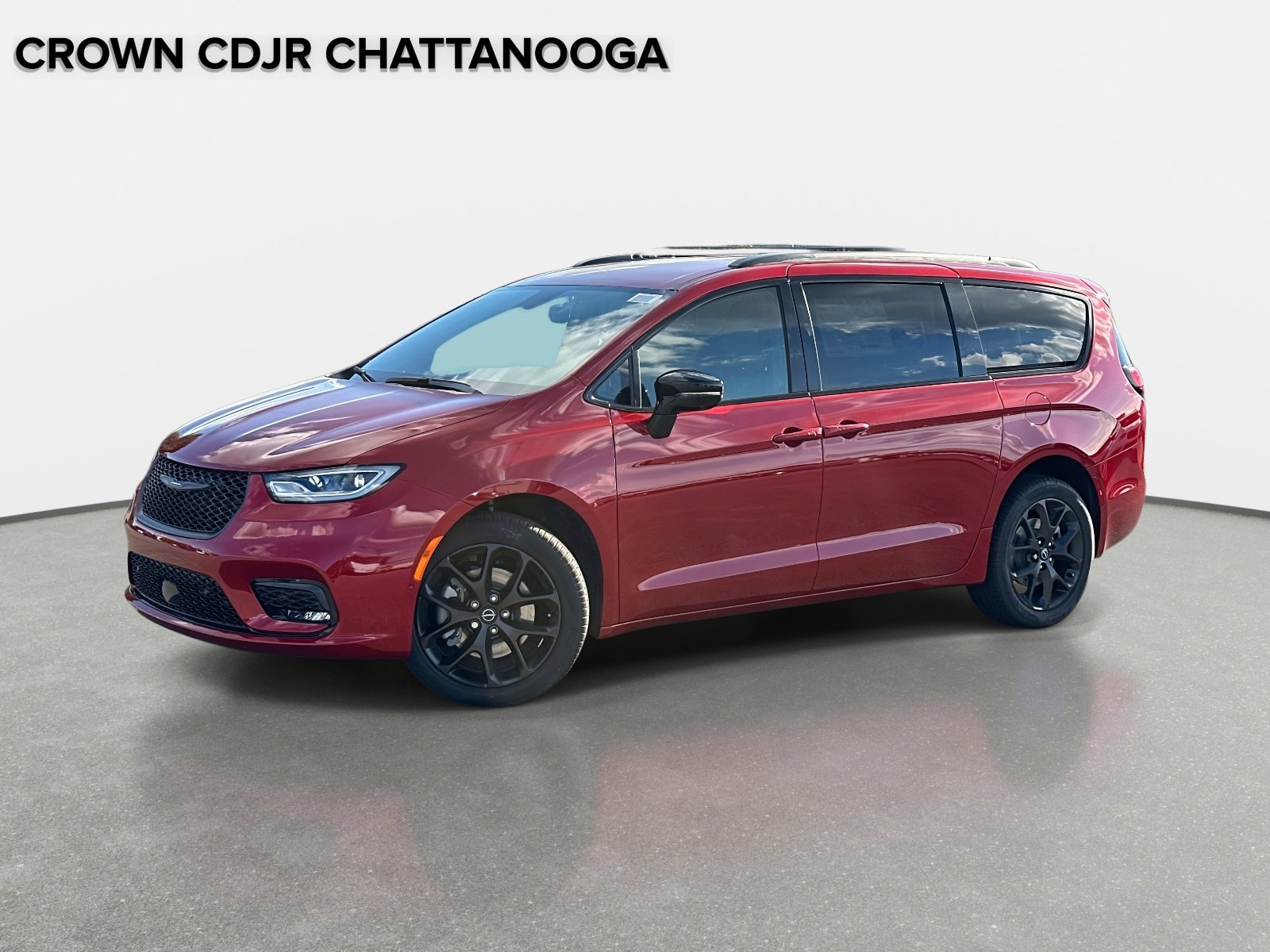 2026 Chrysler Pacifica Select AWD's photo