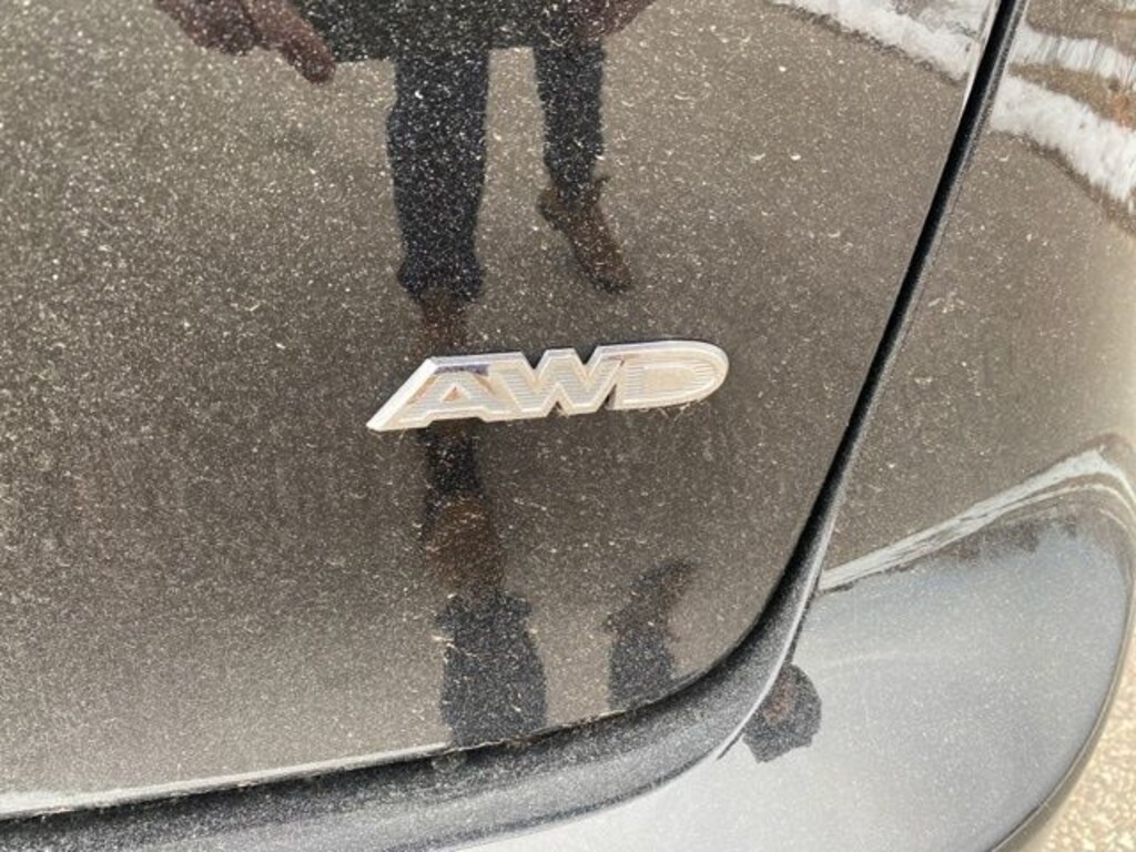 Used 2022 Chrysler Pacifica Touring L Van Passenger Van