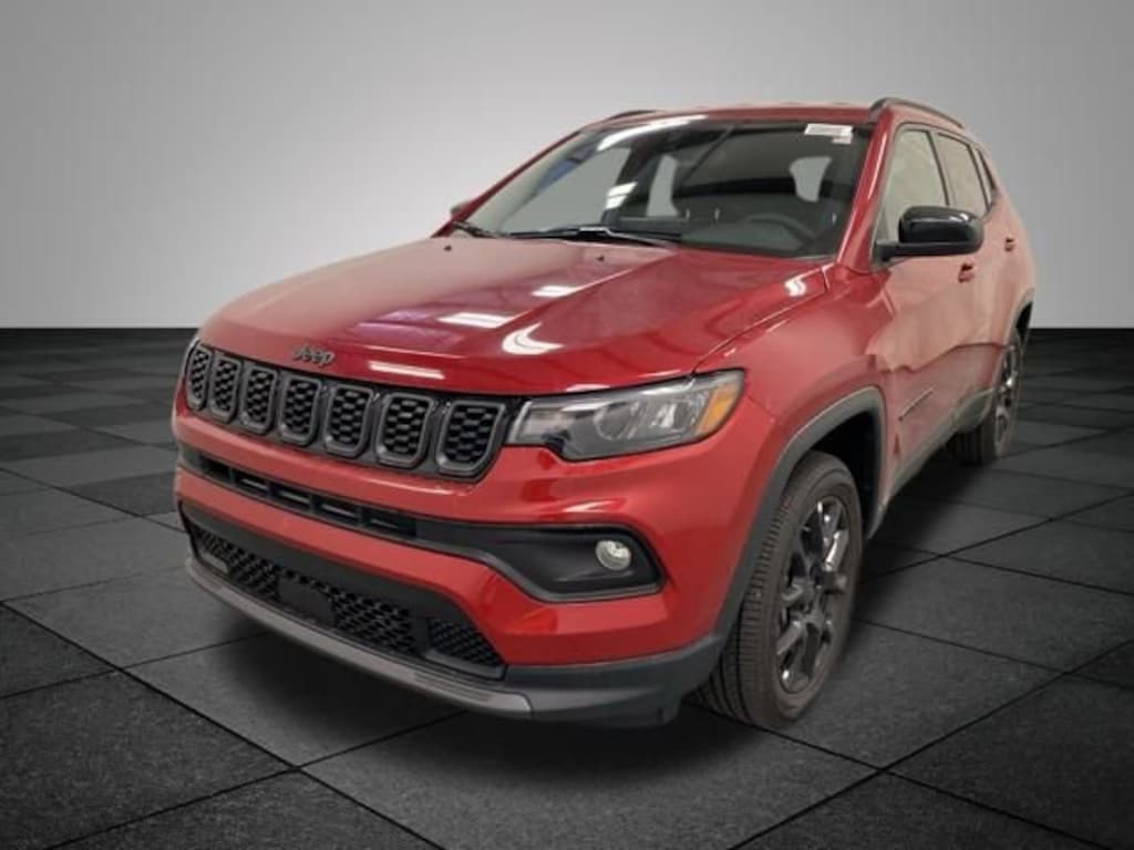 Used 2025 Jeep Compass Latitude SUV
