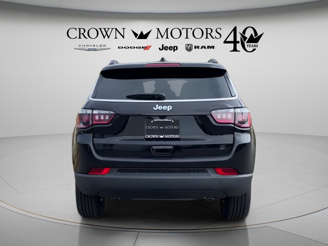 2026 Jeep Compass 85th Anniversary - Photo 6