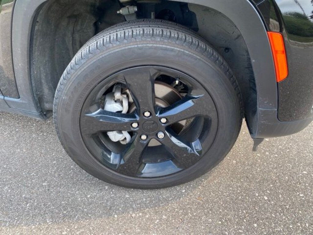 Used 2023 Jeep Grand Cherokee Limited SUV
