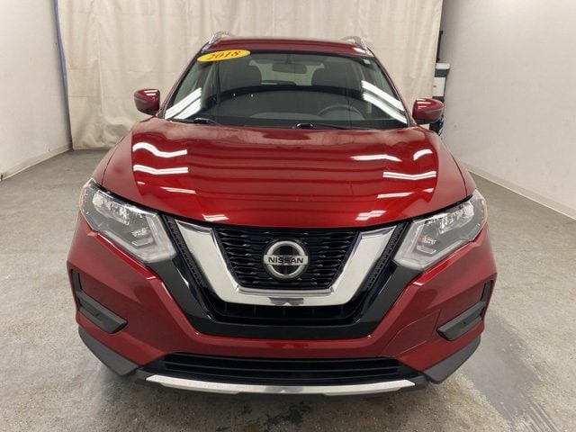 Used 2018 Nissan Rogue SV with VIN 5N1ET2MVXJC824047 for sale in Holland, MI