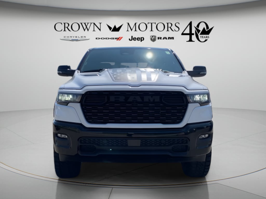 New 2026 Ram 1500 BIG HORN CREW CAB 4X4 5'7 BOX Pickup