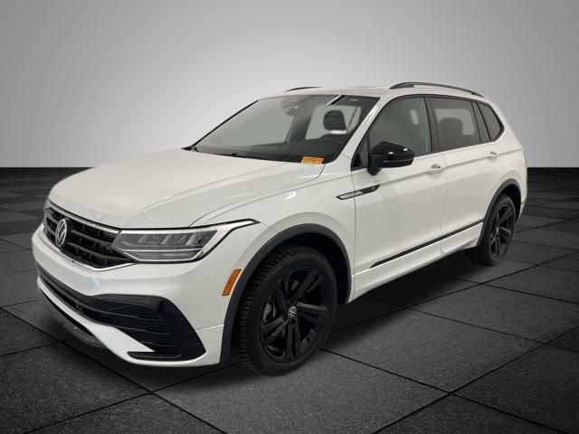2023 Volkswagen Tiguan SE R-Line Black photo 2
