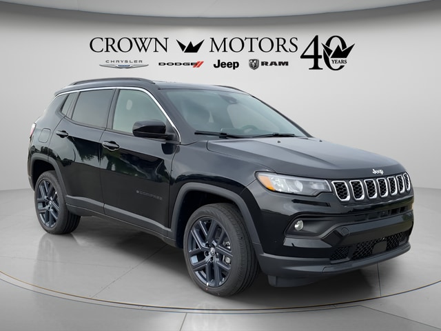 2026 Jeep Compass 85th Anniversary - Photo 3