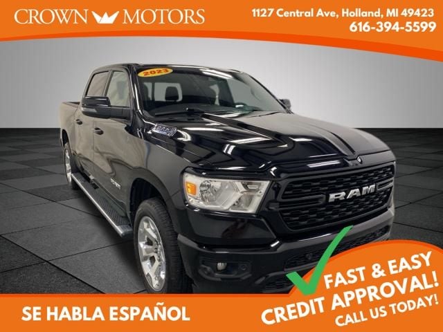 2023 RAM 1500 Big Horn/Lone Star 4x4 Crew Cab 5'7's photo