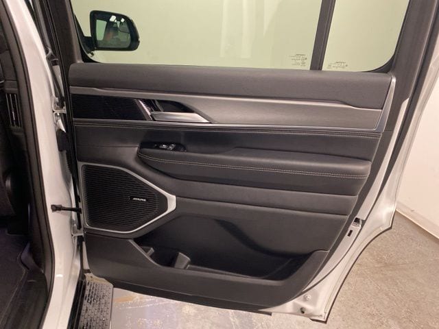 2023 Jeep Wagoneer Series II - Photo 29