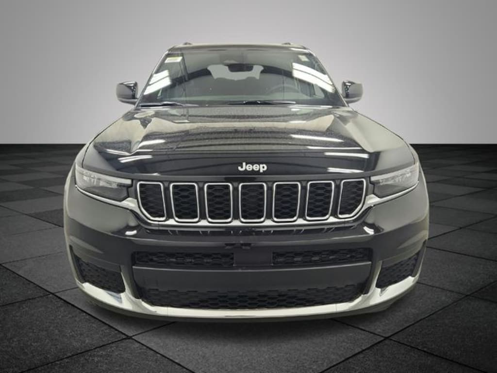 New 2025 Jeep Grand Cherokee L LAREDO X 4X4 Sport Utility