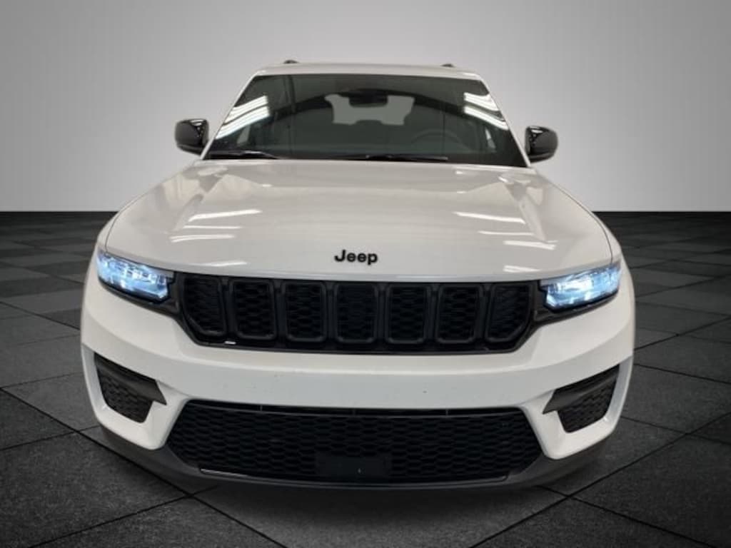 New 2025 Jeep Grand Cherokee ALTITUDE X 4X4 Sport Utility