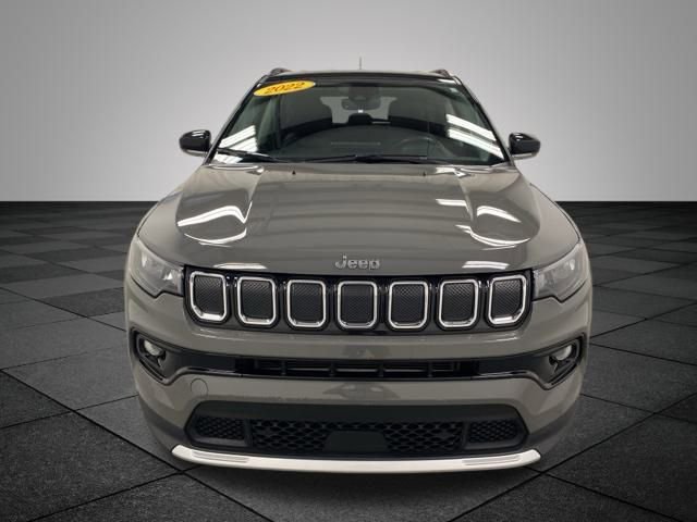 2022 Jeep Compass Limited photo 2