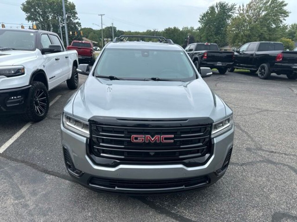 Used 2023 GMC Acadia SLT SUV