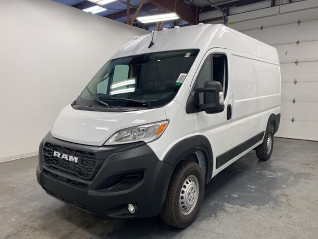 New 2026 Ram ProMaster PROMASTER 1500 TRADESMAN CARGO VAN HIGH ROOF 136' Cargo Van
