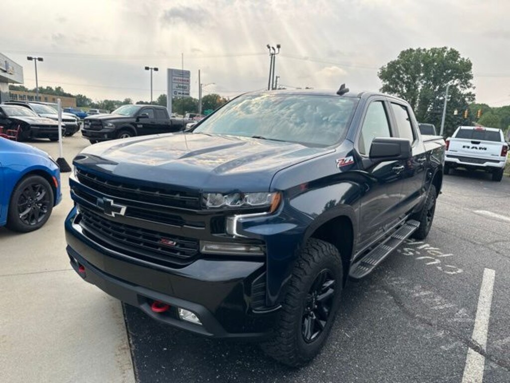 Used 2021 Chevrolet Silverado 1500 LT Trail Boss Truck Crew Cab