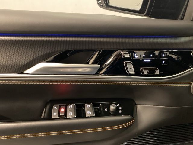 2024 Jeep Grand Wagoneer Series III - Photo 23