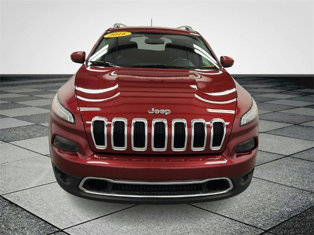 Used 2016 Jeep Cherokee Limited with VIN 1C4PJMDS6GW261896 for sale in Holland, MI