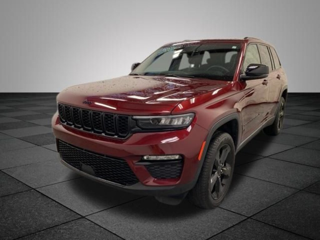Used 2024 Jeep Grand Cherokee Limited SUV