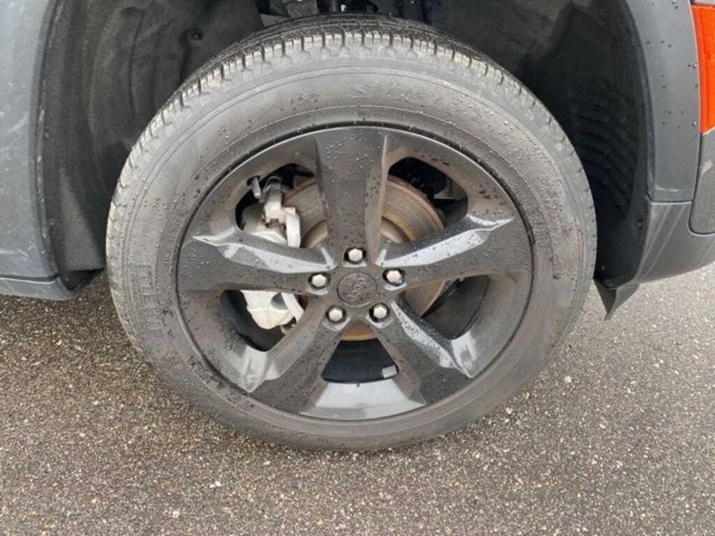 Used 2024 Jeep Grand Cherokee Limited SUV