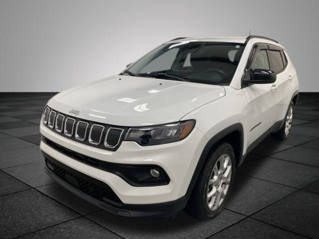 Used 2022 Jeep Compass Latitude Lux SUV