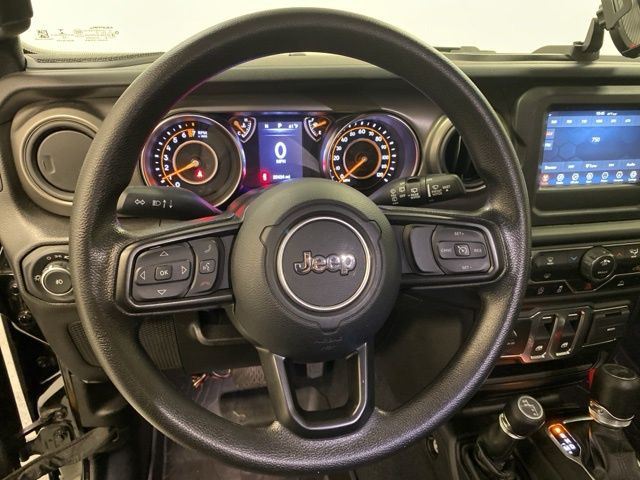 2022 Jeep Wrangler Sport - Photo 16