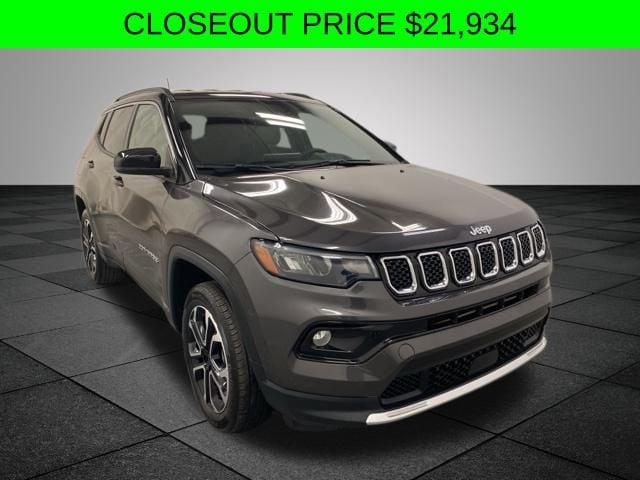 2023 Jeep Compass Limited 4X4's photo