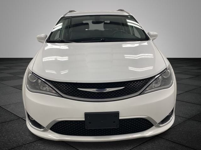 Used 2017 Chrysler Pacifica Touring-L with VIN 2C4RC1BG1HR837761 for sale in Holland, MI