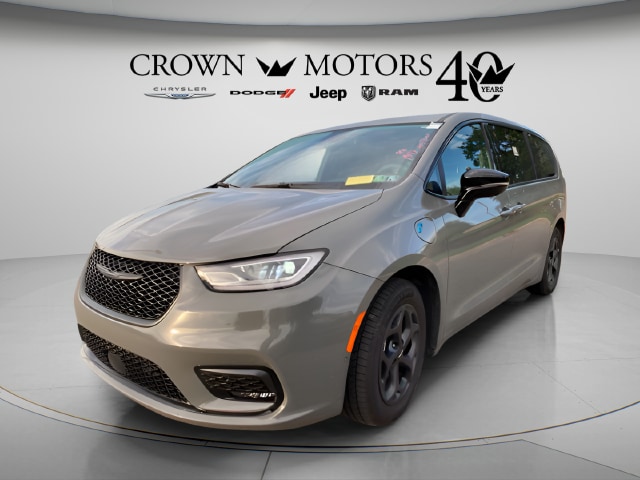 2023 Chrysler Pacifica Hybrid Limited