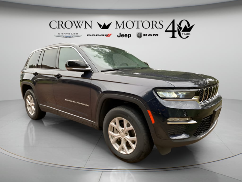 Used 2023 Jeep Grand Cherokee Limited SUV