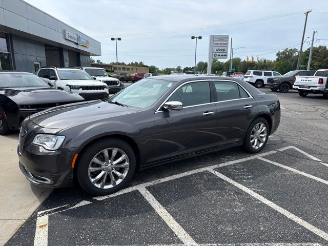 2018 Chrysler 300
