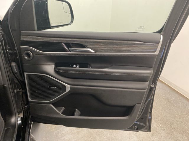 2022 Jeep Wagoneer Series II - Photo 27