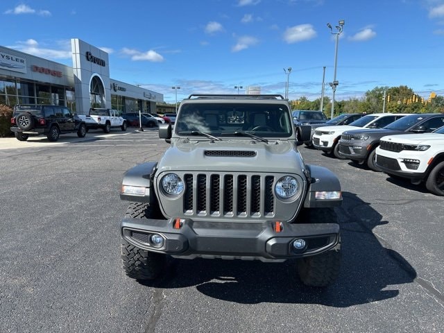 Used 2021 Jeep Gladiator Mojave with VIN 1C6JJTEG9ML610287 for sale in Holland, MI