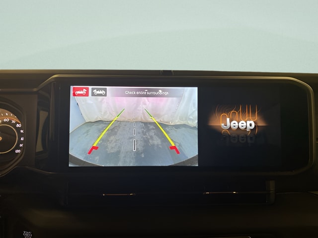 2026 Jeep Wrangler 4-Door Sahara - Photo 12